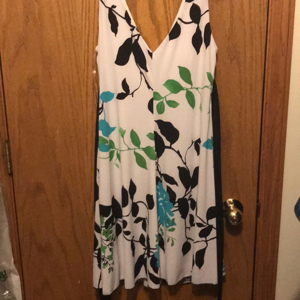floral dress - Picture 3 of 3